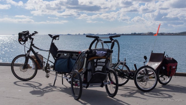 Our 'fleet'.  I'm towing our major Bryn-related extravagence - the Chariot CX-1.  Sarah's riding the Greenspeed Tricycle