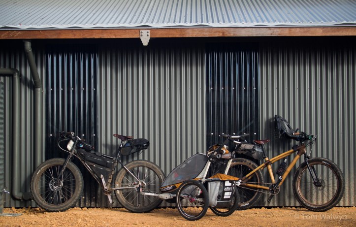 We manage to carry all we need in two Porcelain Rocket seat packs, my frame bag and the Chariot.  We opted to put a tent up at the Booner Mundak hut rather than disturb the family who'd already set up when we arrived. 